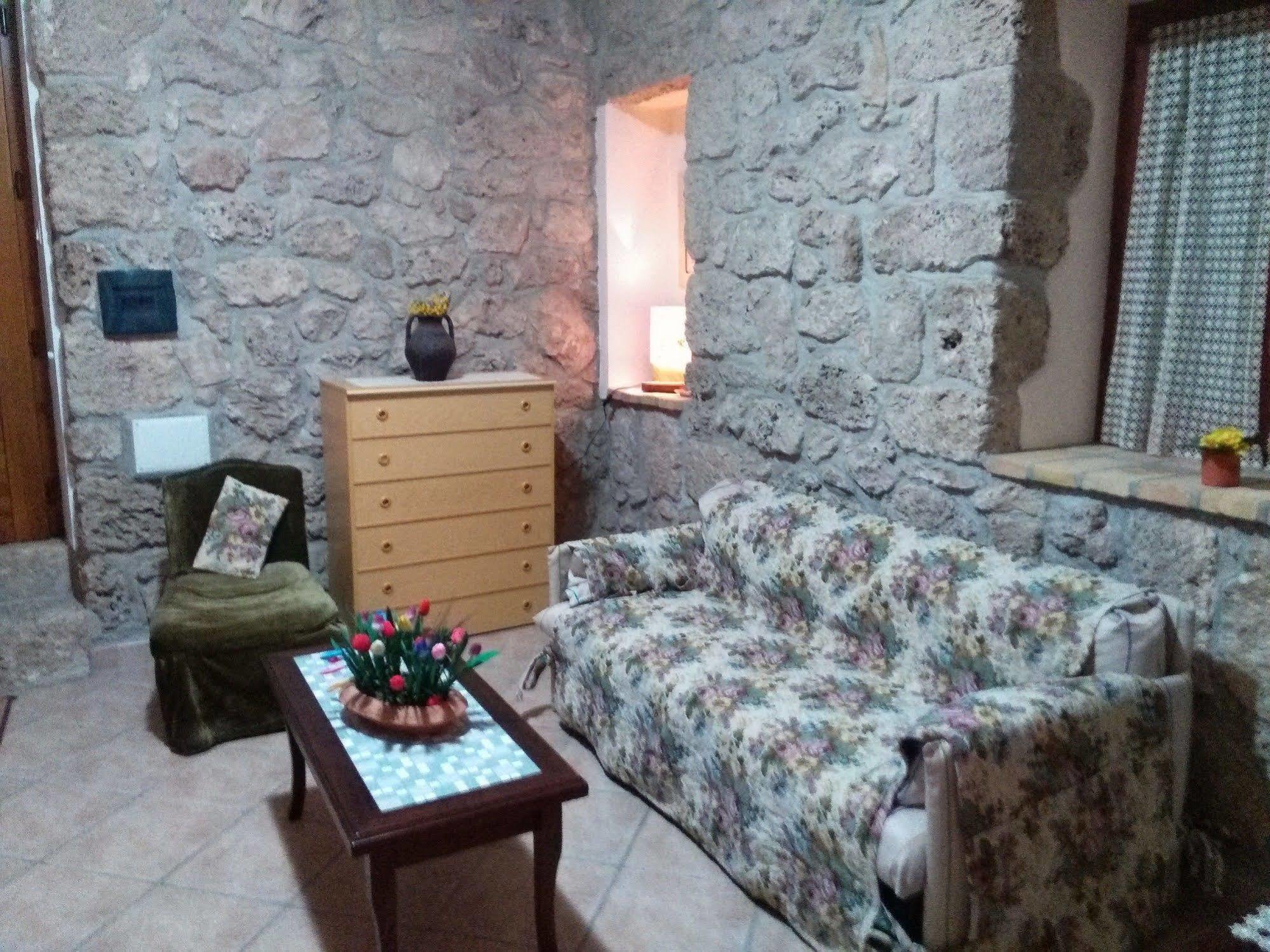 Le Pietre Ricce B&B Roccamontepiano Exterior photo